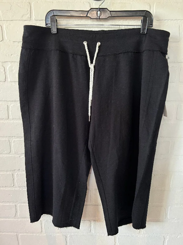 Black Athletic Capris Calvin Klein Performance, Size 18