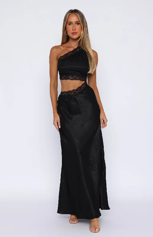 When You're Not There Maxi Dress Black