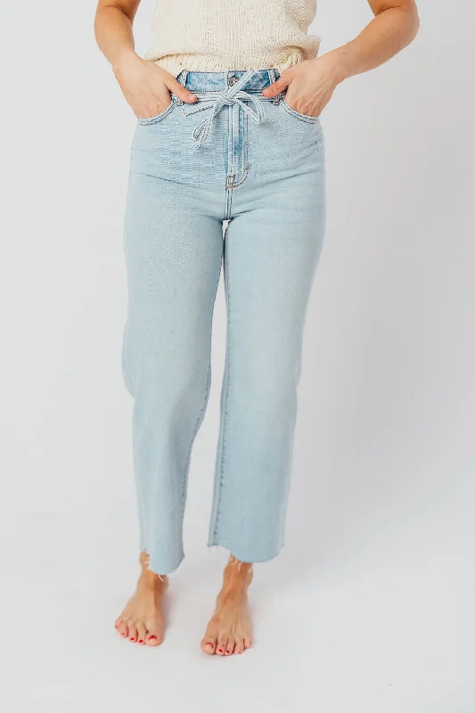 Ella High Rise Jean with Straight Leg in Light Blue - 27