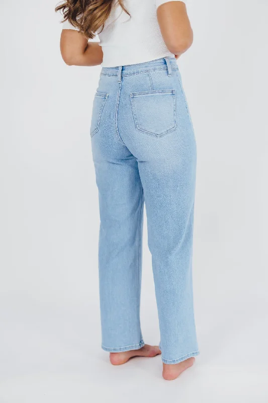 Belle Welt Pocket Wide Leg Jean in Light Denim