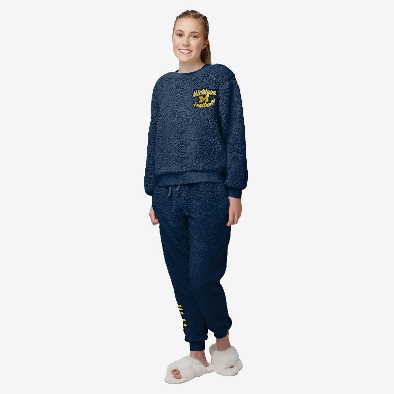 Michigan Wolverines Womens Sherpa Lounge Set