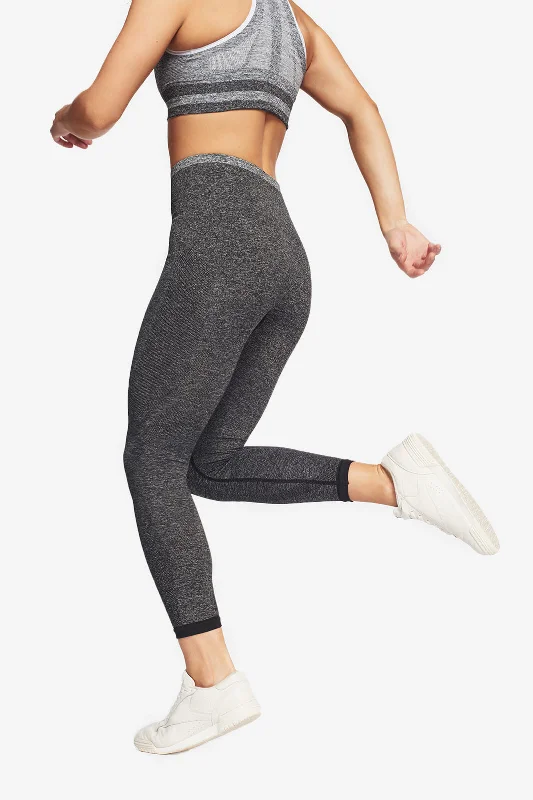 Tone 7/8 Legging