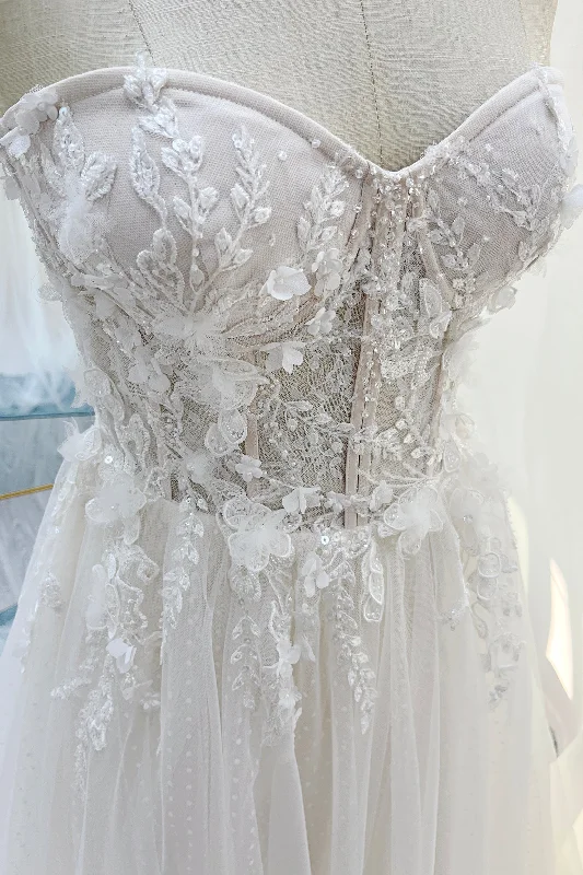 A-Line Court Train Lace Tulle Wedding Dress CW3225