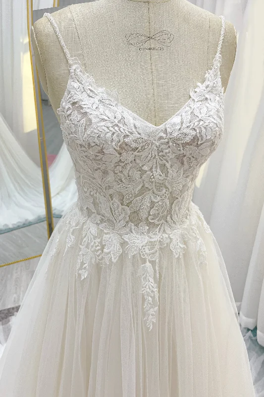 A-Line Court Train Lace Tulle Wedding Dress CW3226