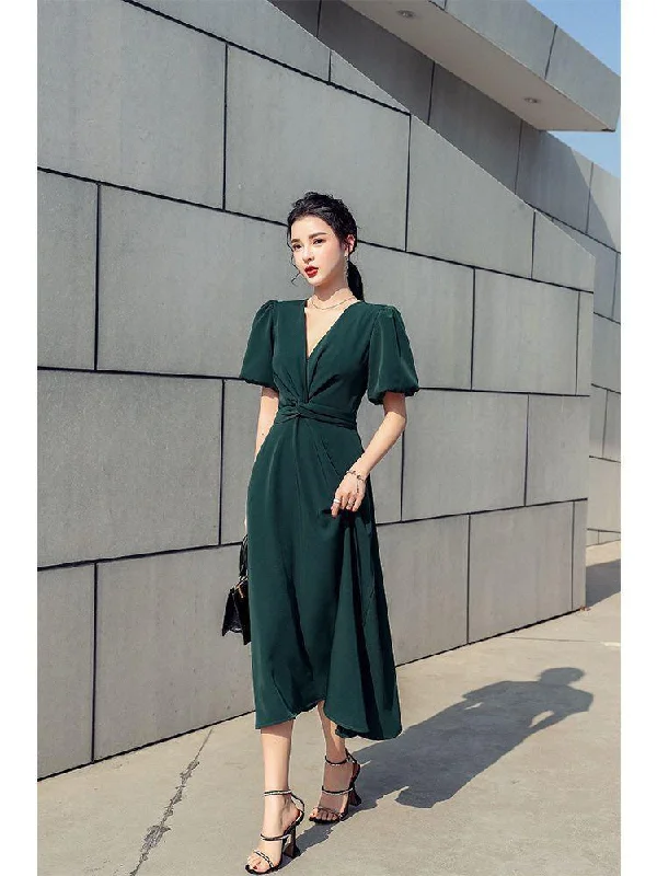 Chic V-neck Short Sleeve Sheath Midi Dress