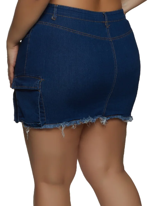 Plus Size Frayed Hem Cargo Pocket Mini Skirt