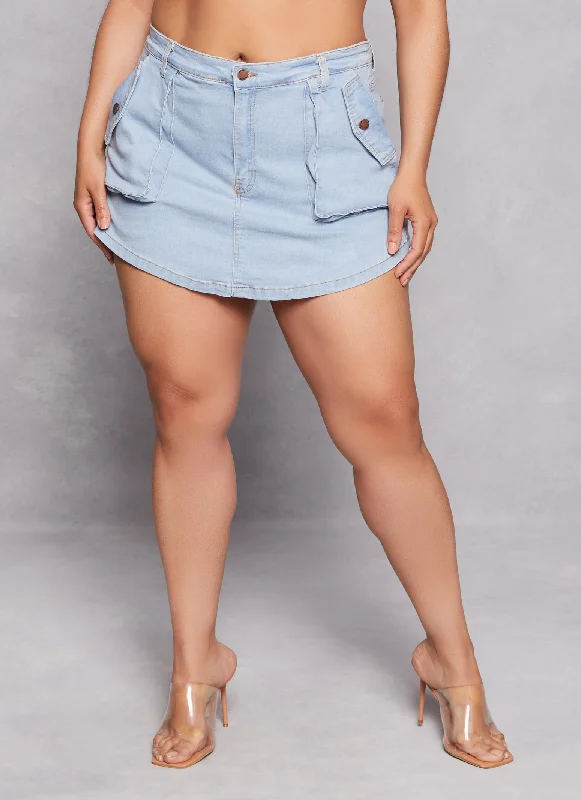 Plus Size Daisy Pocket Denim Skort