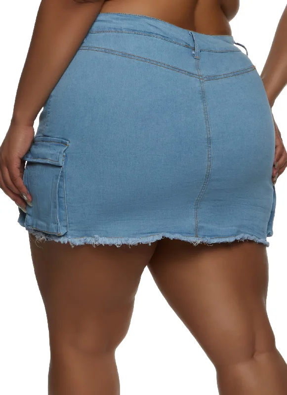 Plus Size Frayed Hem Cargo Pocket Mini Skirt