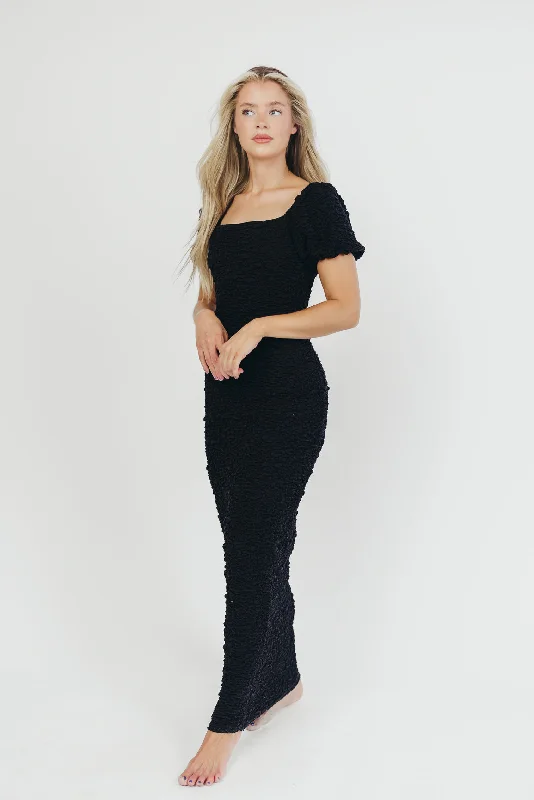 Madden Textured Maxi Dress in Black - Bump Friendly