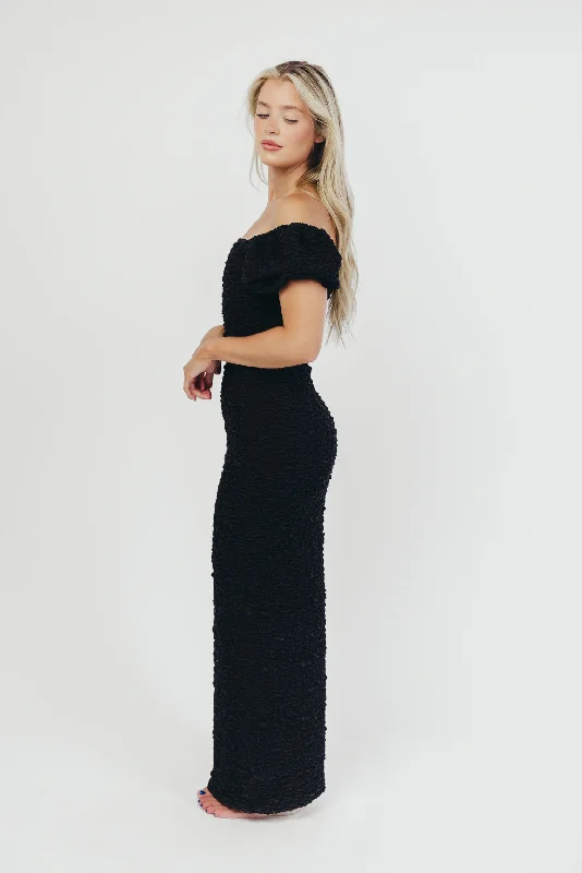 Madden Textured Maxi Dress in Black - Bump Friendly