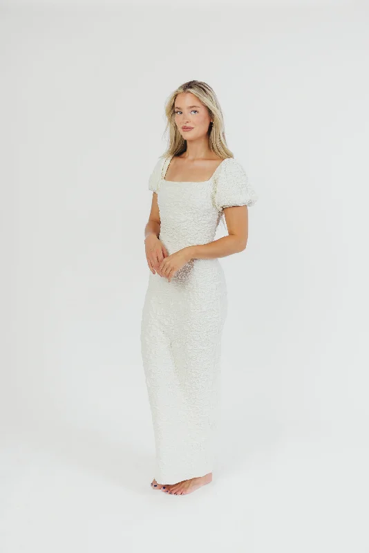 Madden Textured Maxi Dress in Ivory - Bump Friendly