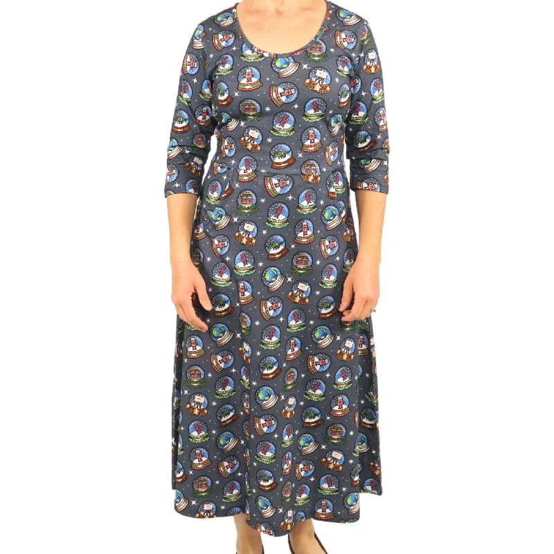 Snow Globes 3/4th Sleeves Midi Dress (With Waist Seam)