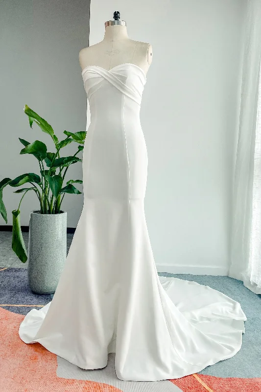 Trumpet-Mermaid Court Train Stretch Satin Wedding Dress CW3132